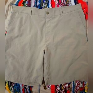 Mens Size 40. PGA Tour Khaki Golf Shorts